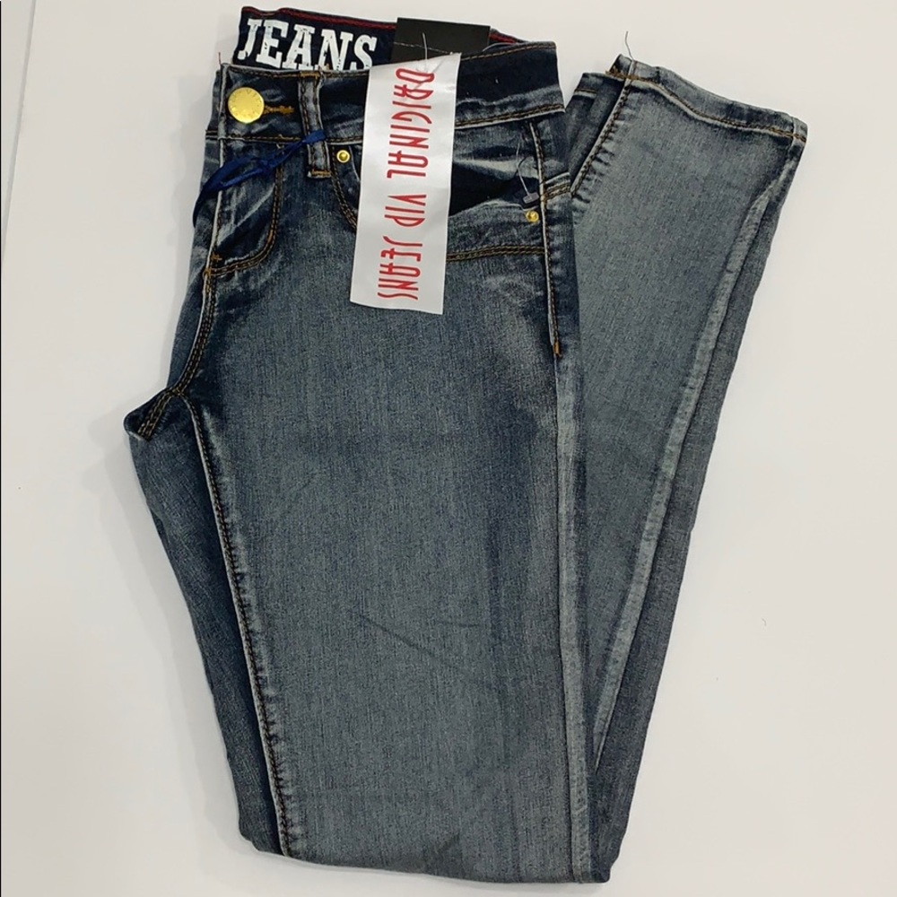 VIP Jeans 👖 - Picture 4 of 7